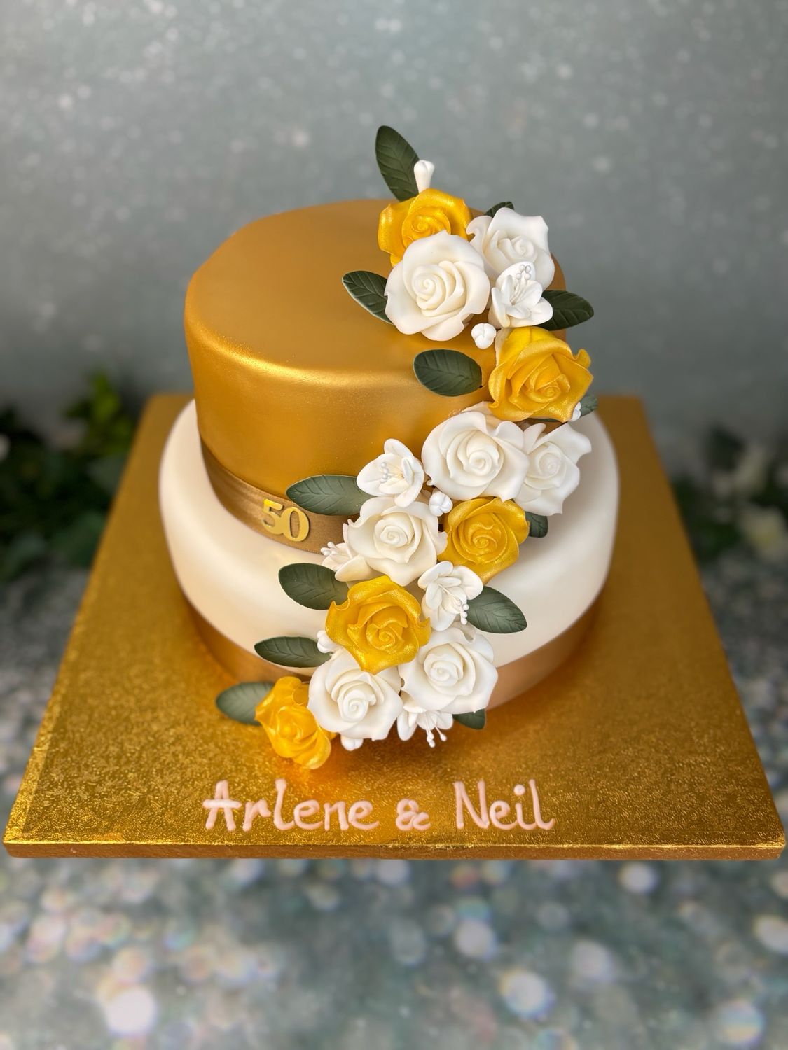 2 Tier Roses - Anniversary