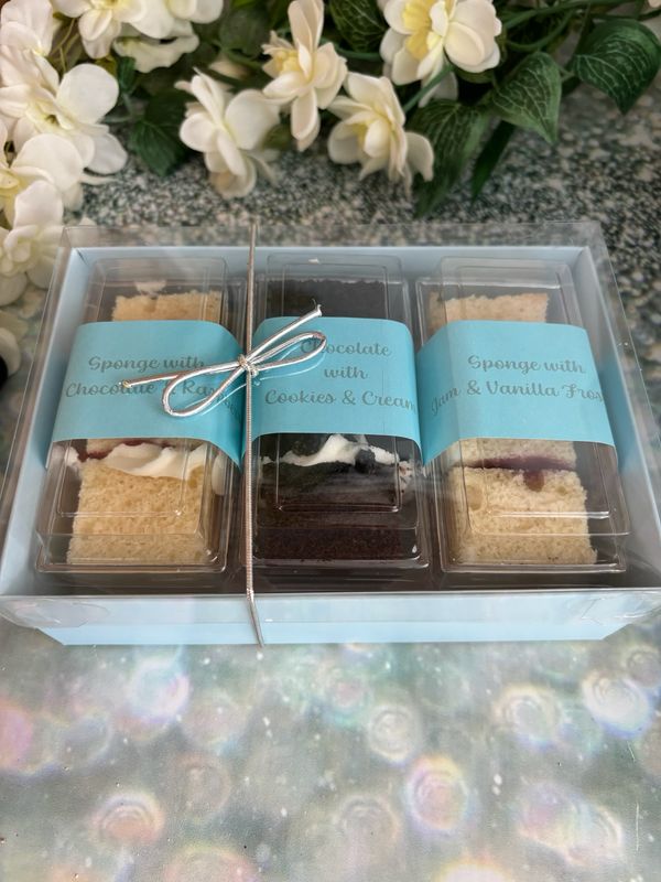 Wedding Samples &amp; Favours