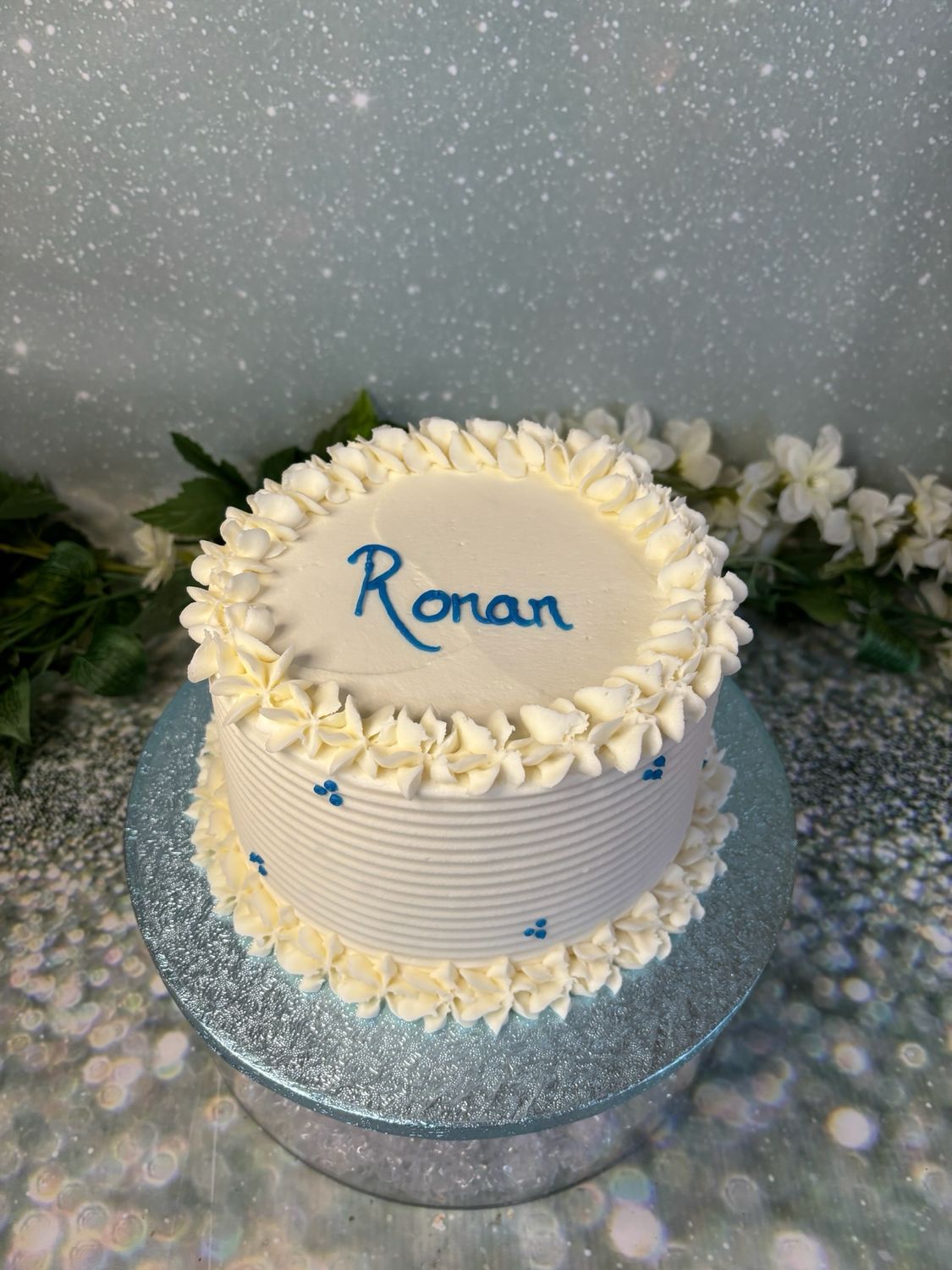Frosting With Piped Dots