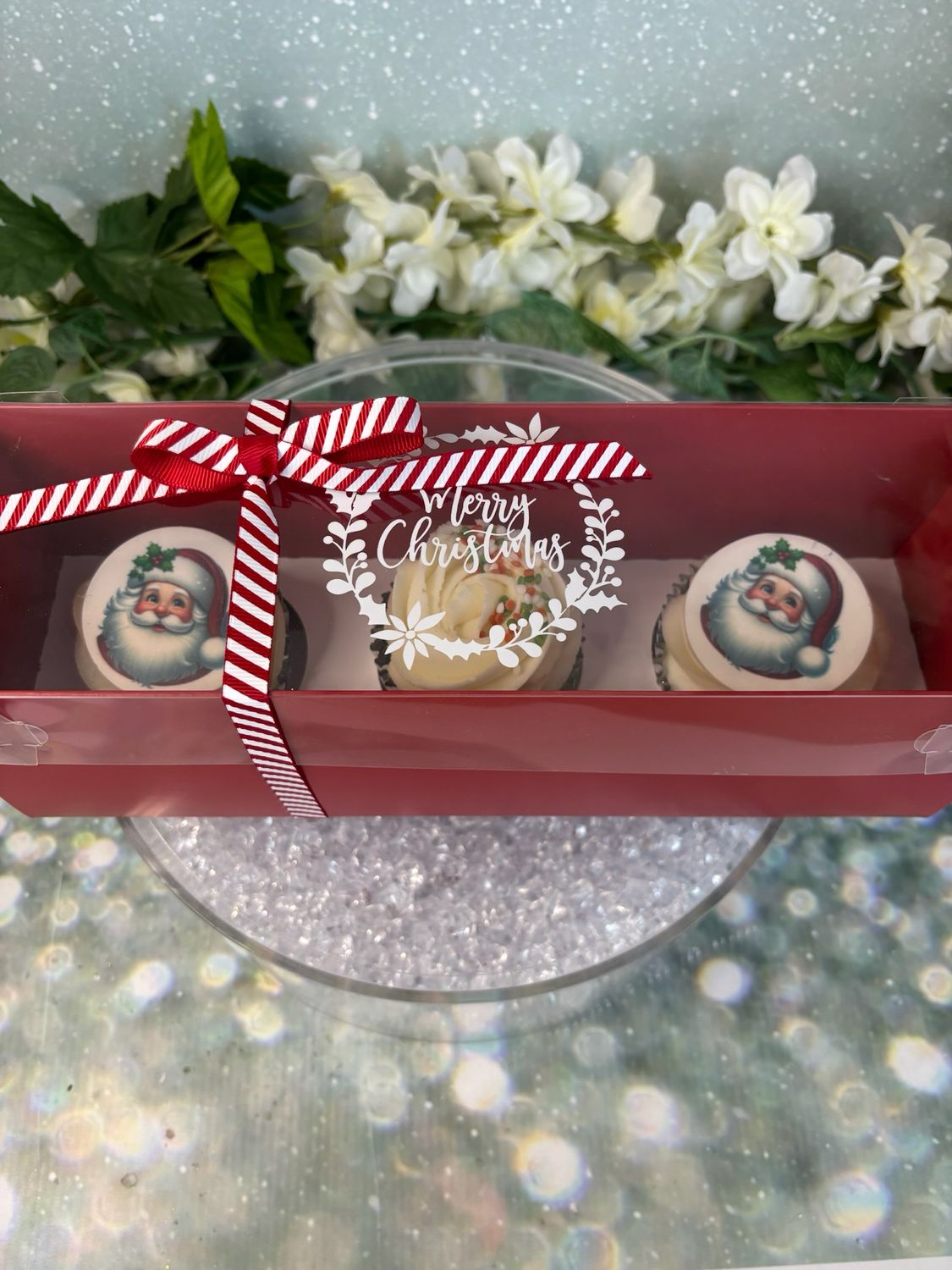 Box Of 3 Cupcakes In Luxury Foiled Wreath Box