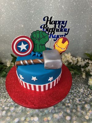 Hulk, Captain America, Thor &amp; Iron Man Theme With Striped Border