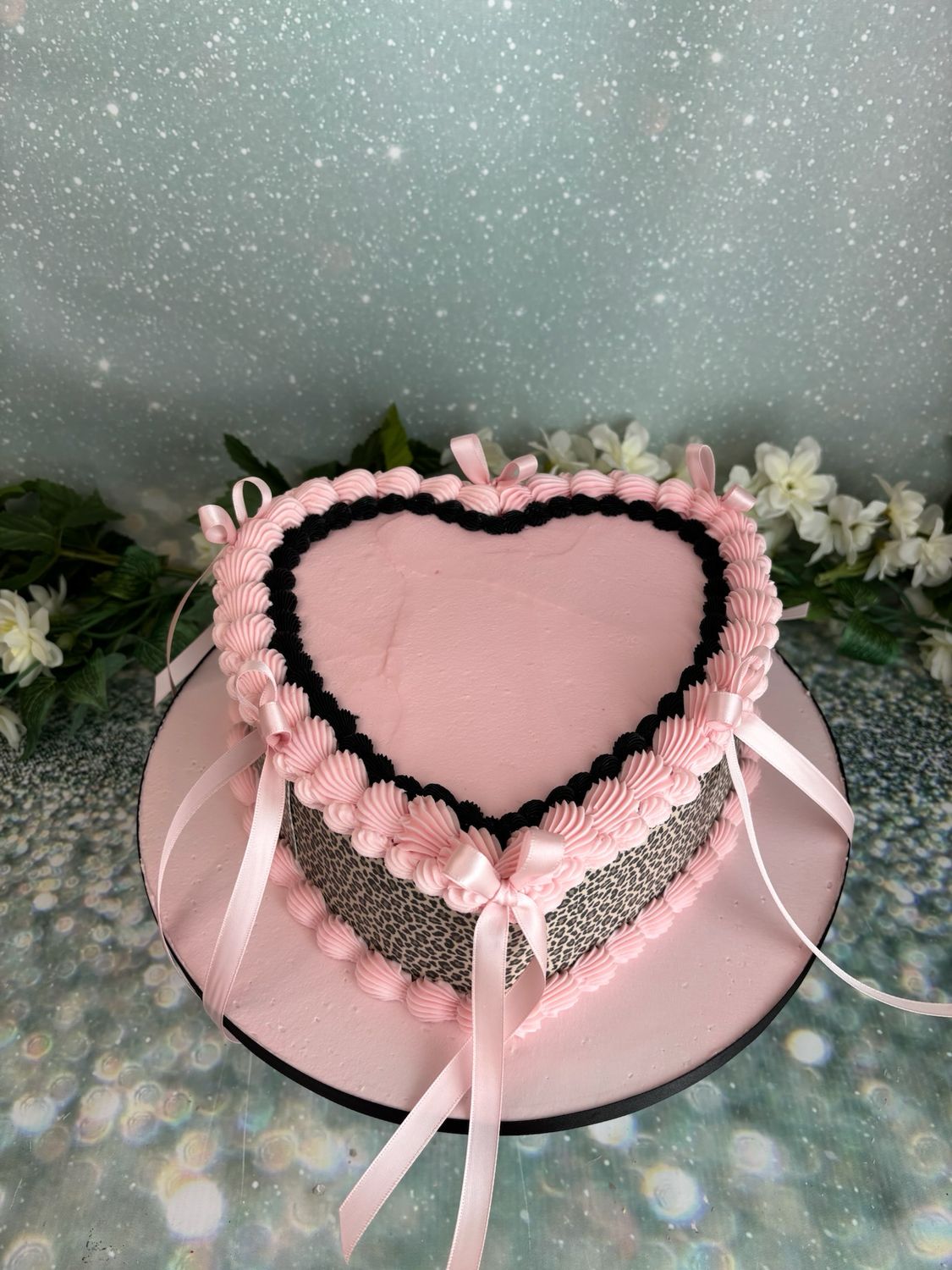 Heart Shaped With Leopard Print Around Sides