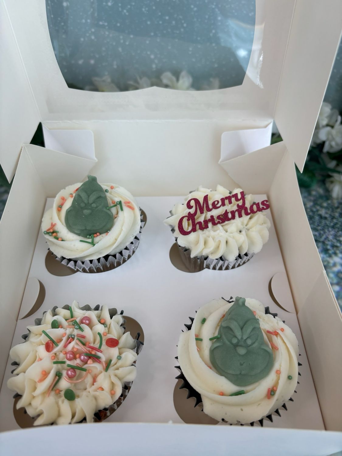 Christmas Grinch Cupcakes