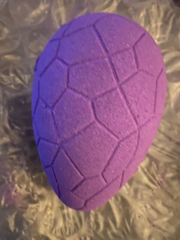 GIANT 3-D EASTER EGG BOMB
