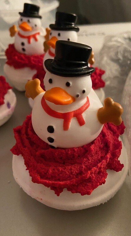 Bath Bomb with Bubble Frosting &amp; Snowman Duckie