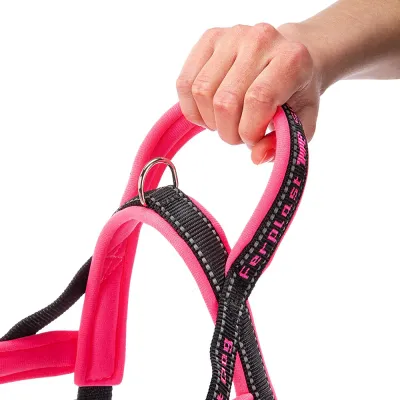 Peitoral Sport Dog P Grande da Ferplast, esportivo e ajustável, ideal para cães grandes.