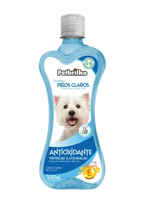 Shampoo PetBrilho Pelos Claros 500 ml para cães e gatos, formulado com vitamina E para cuidar da pelagem clara, deixando os p