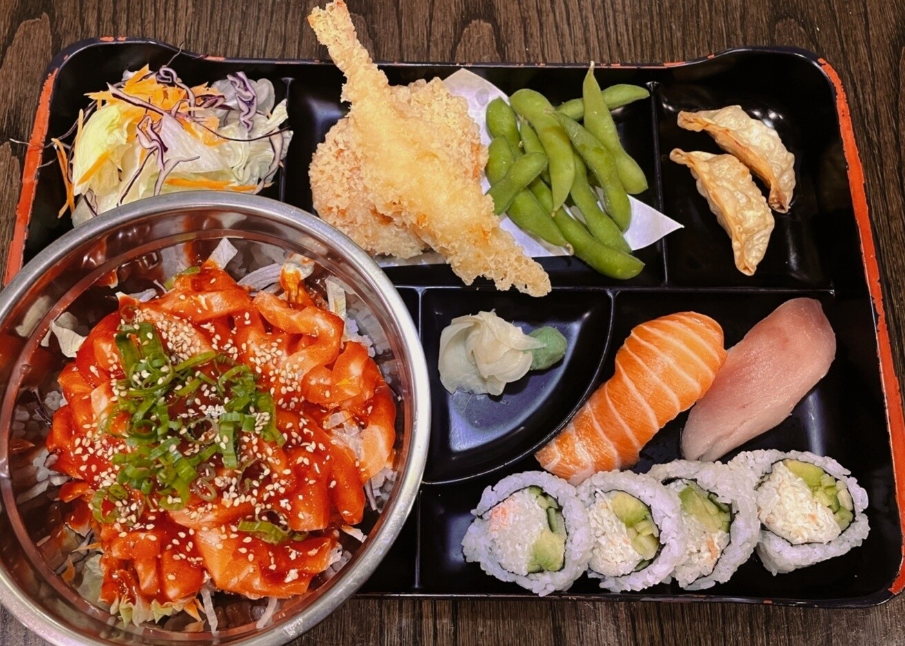 Spicy Tuna &amp; Salmon Sashimi Rice Bowl Bento