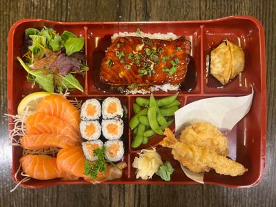 Salmon Mania Bento