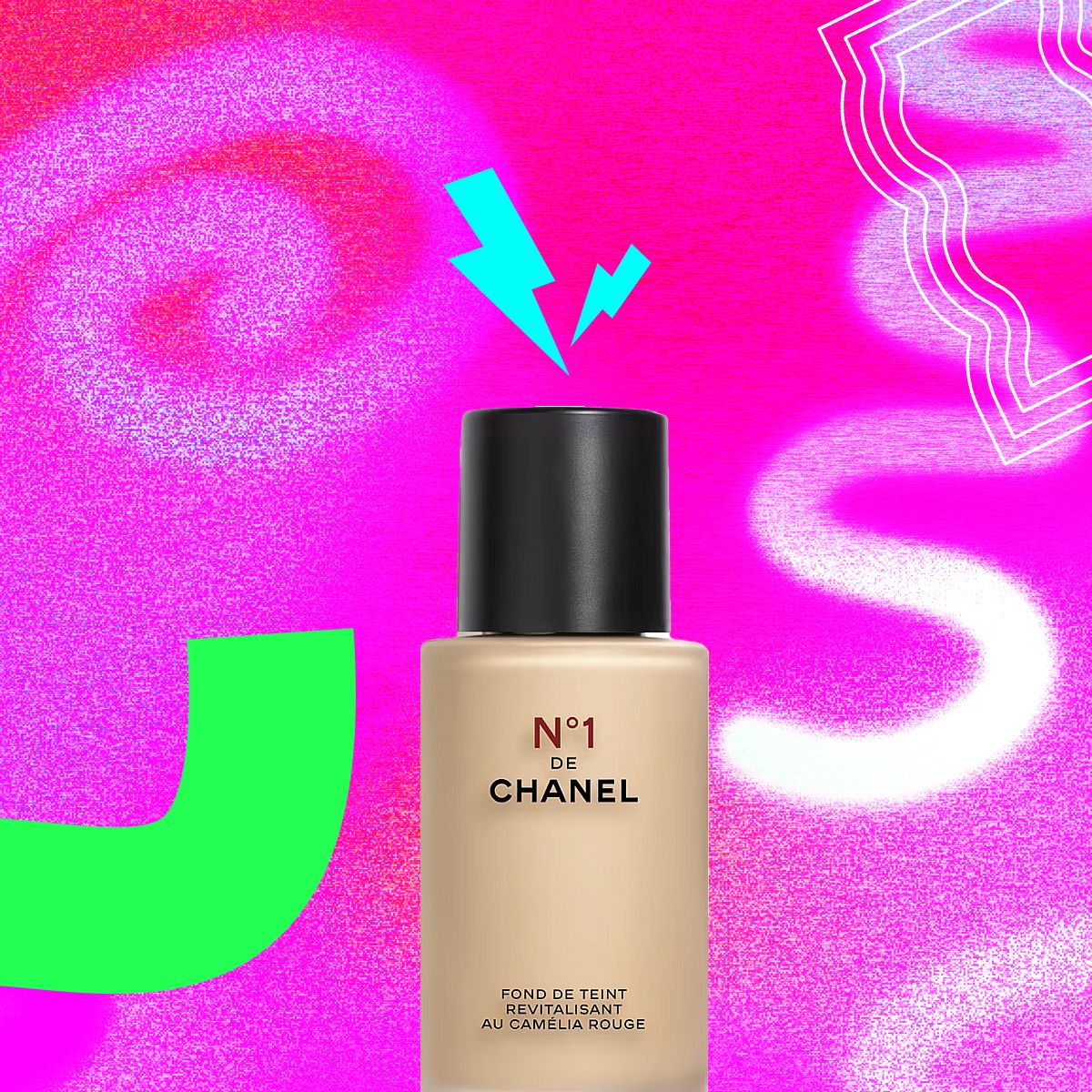 Chanel No.1 de Chanel Revitalizing Foundation, BD21
