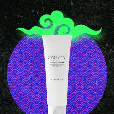 Madagascar Centella Tone Brightening Cleansing Gel Foam