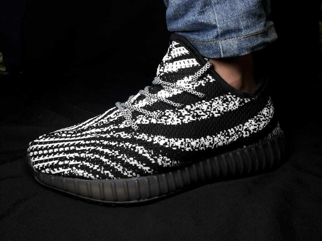 ADIDAS YEZZY BOOST 550
