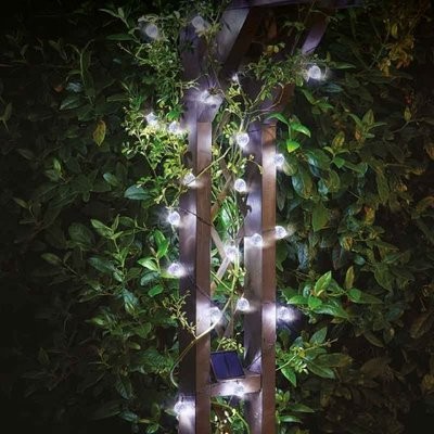 Solar string lights