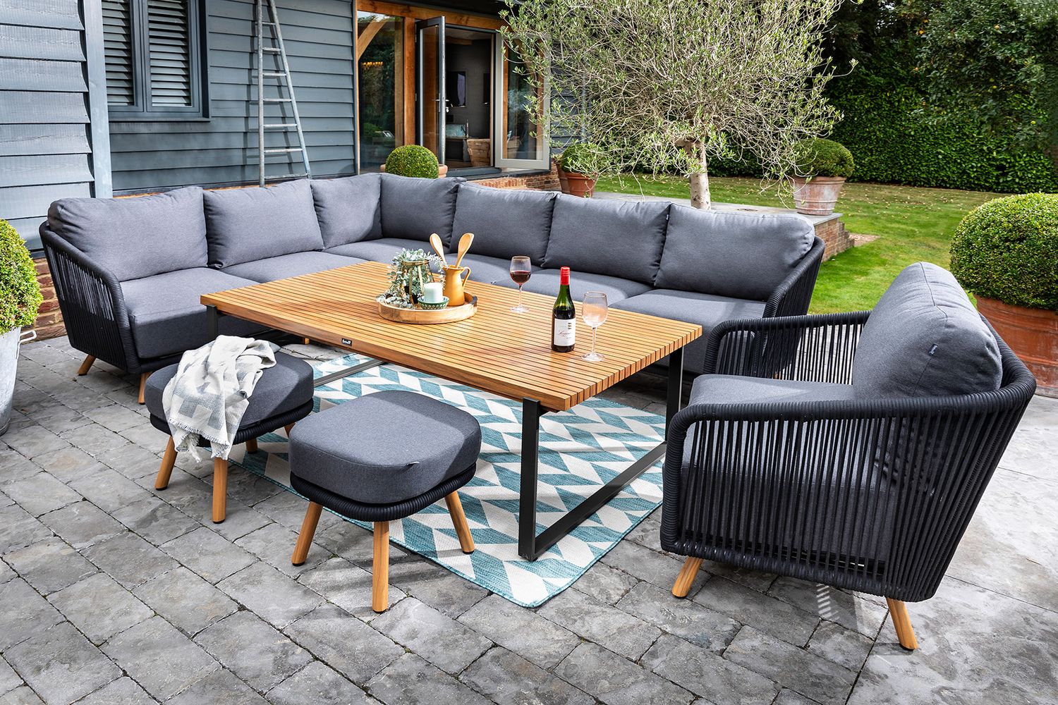 Eden Rectangular Casual Dining Set Eden Rectangular Casual Dining Set