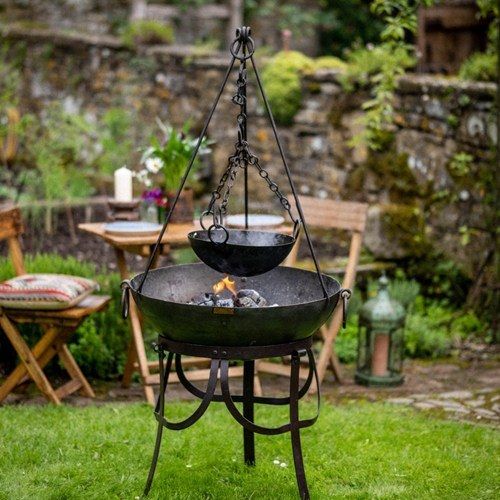 Cooking Tripod With Chain