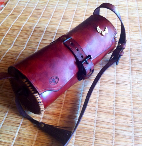 Bolso de rulo de 30 cm de largo