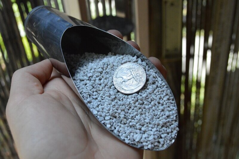 Pumice - Fine (1 qt.)