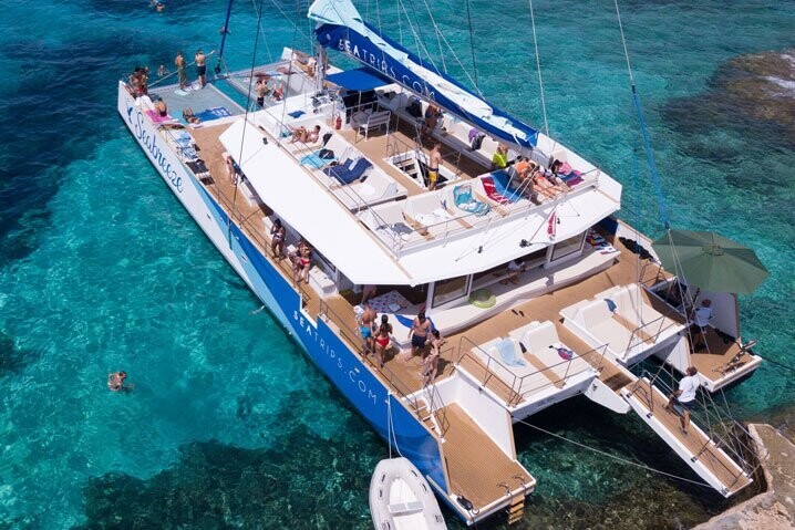 Malta &amp; Comino&#39;s Best Beaches and Bays Catamaran Trip