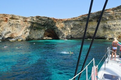 Catamaran Luxury Maltese Islands Day Cruise