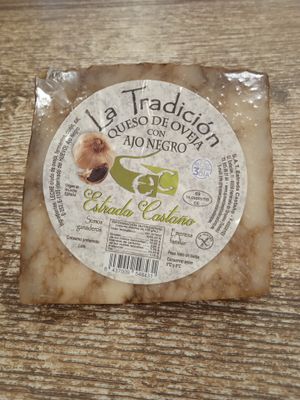 Queso de Oveja con Ajo Negro