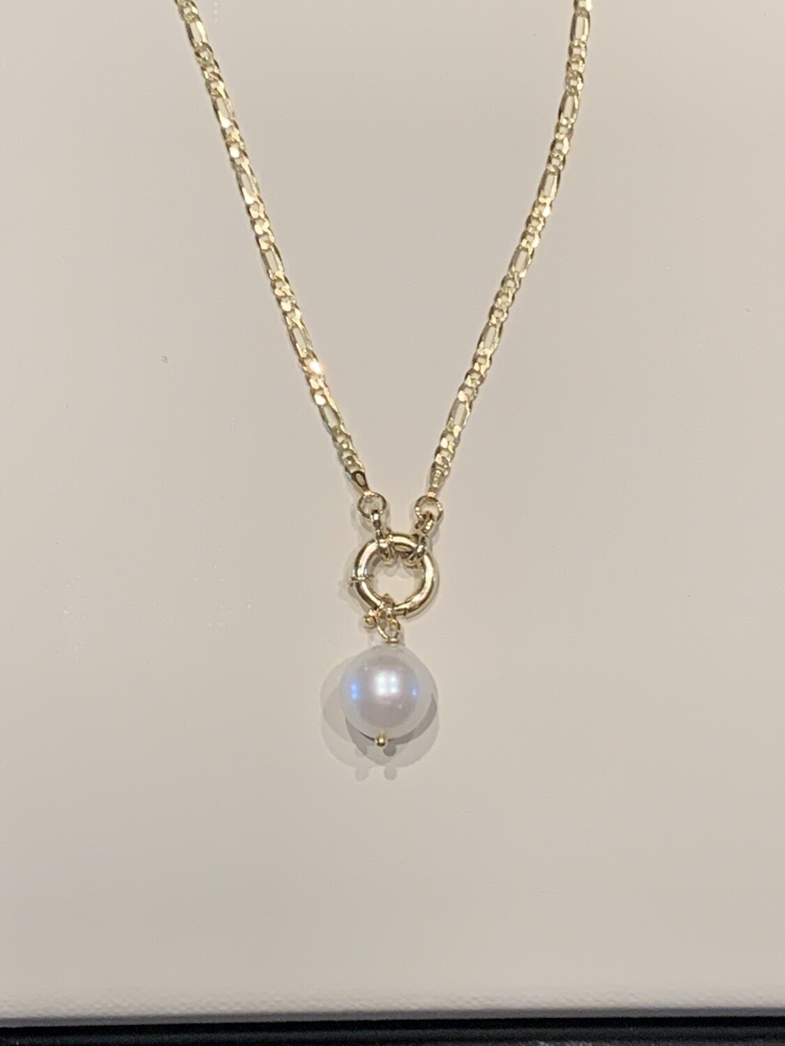 Freshwater Pearl Necklace_yellow gold