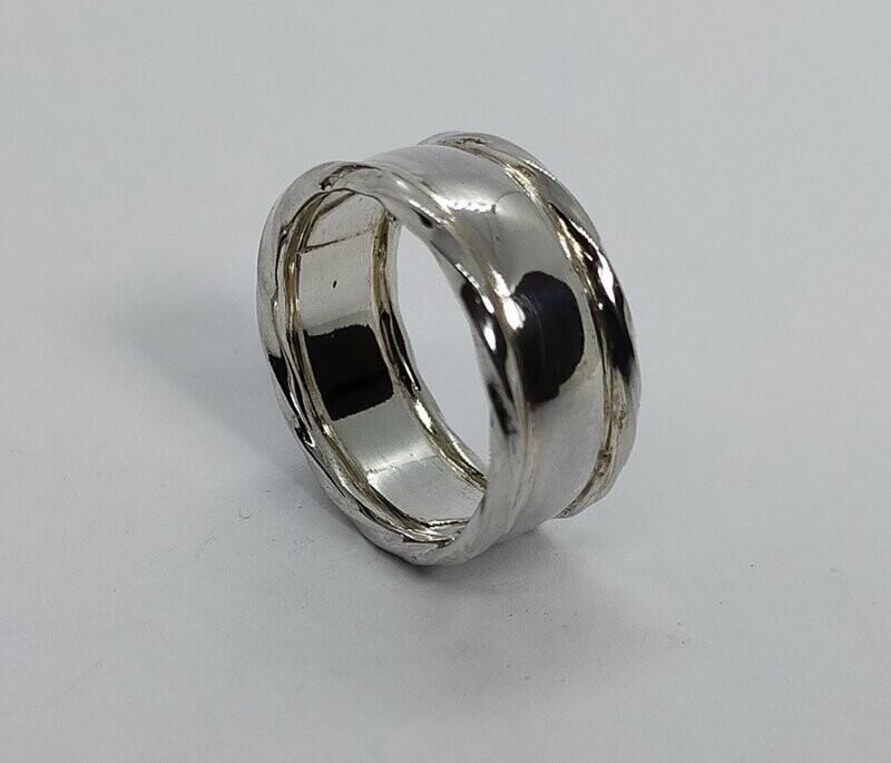 Anillo de plata