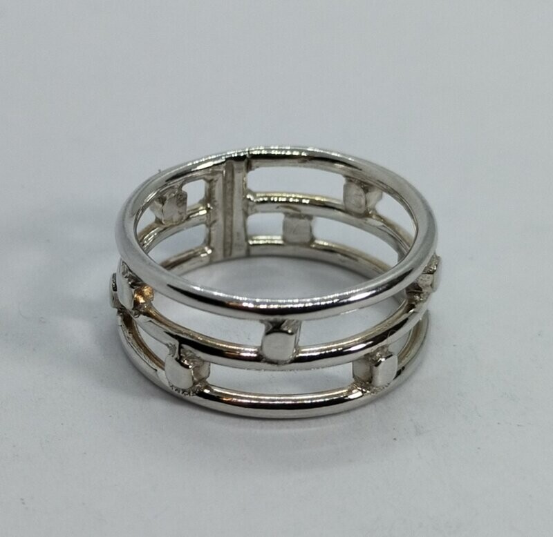Anillo de plata