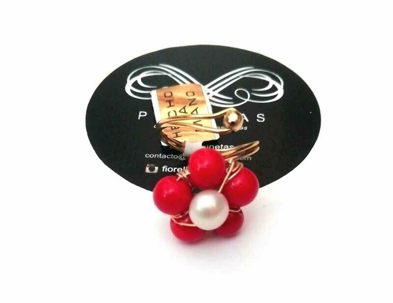 Anillo flor roja