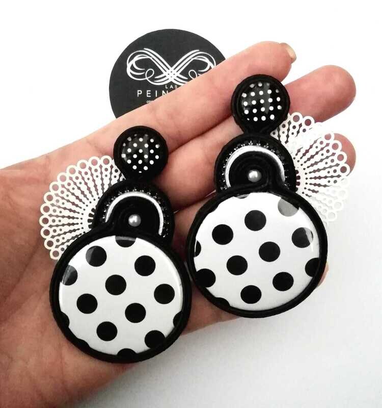 Pendientes lunares y abanicos