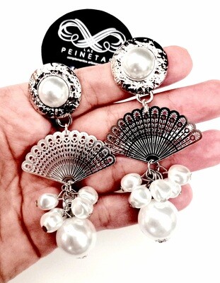 Abanicos plata y perlas