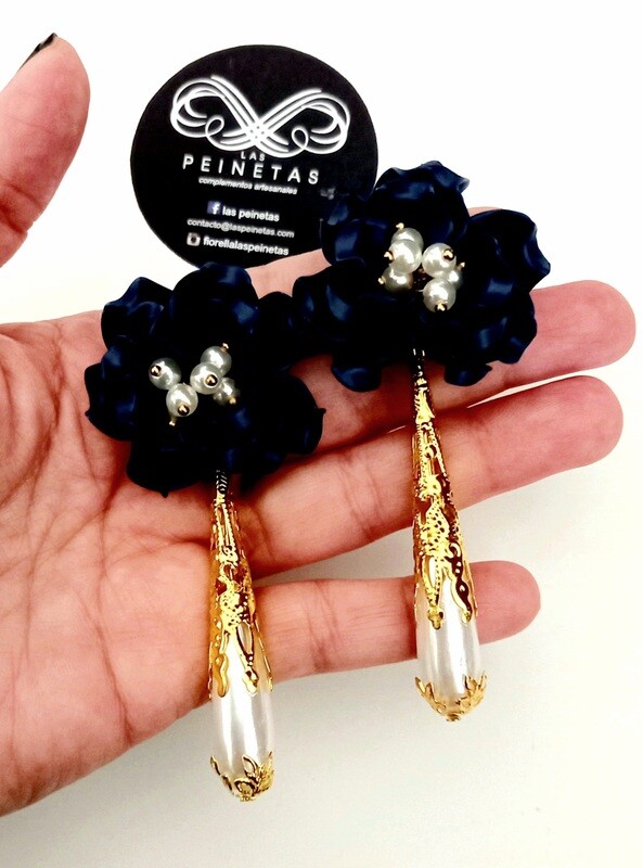 Pendientes flor azul oscuro