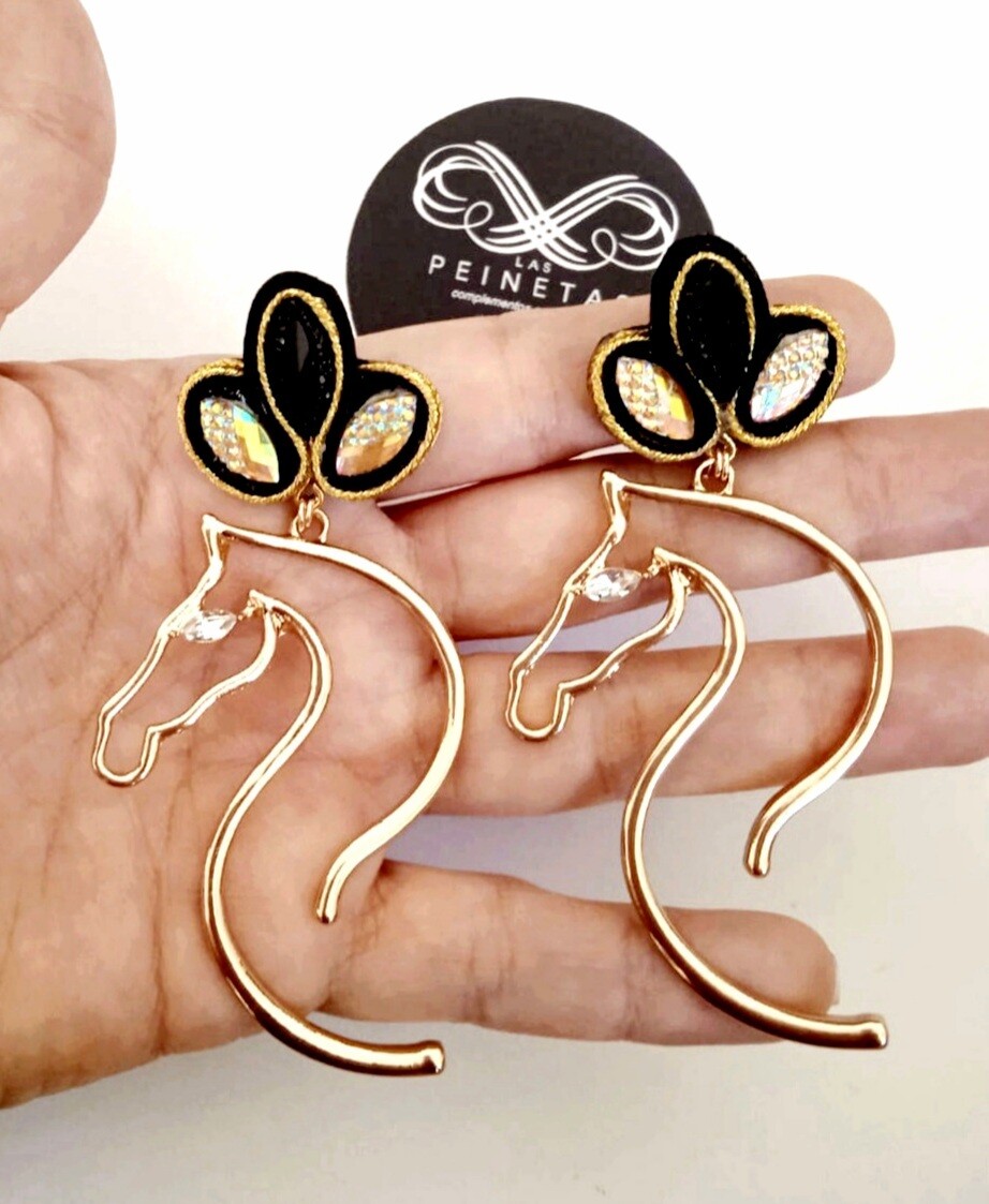 Pendientes caballos