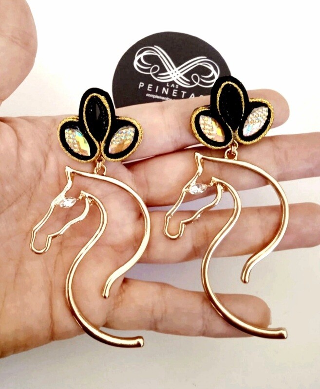 Pendientes caballos