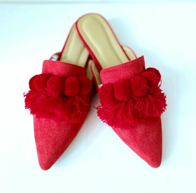 Zapatos rojos con flecos #37