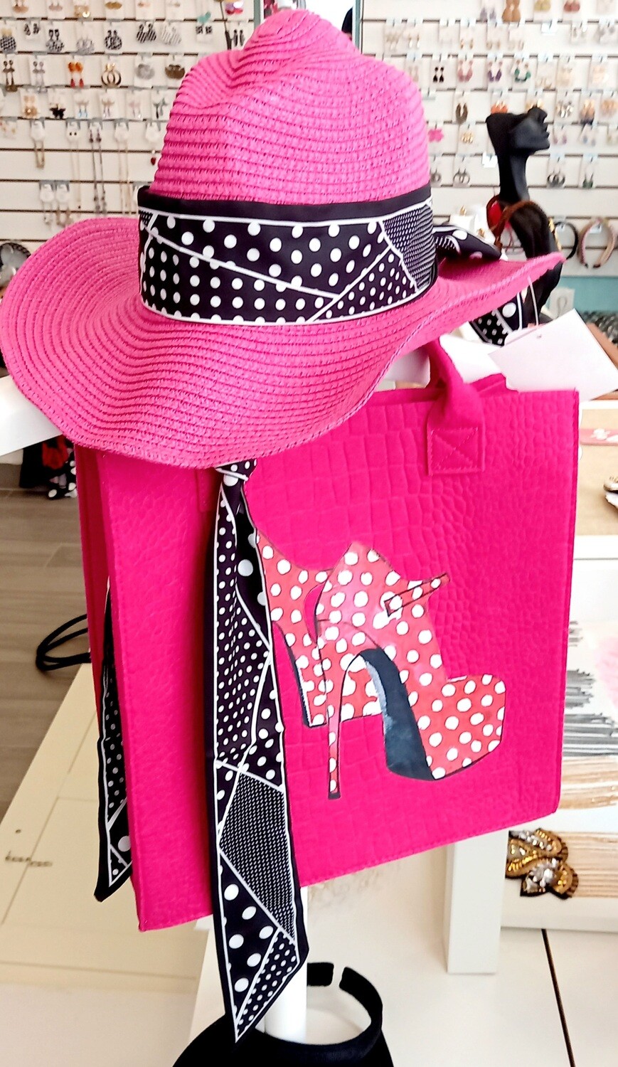 Conjunto bolso y sombrero