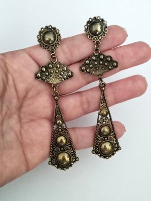 Pendientes abanicos