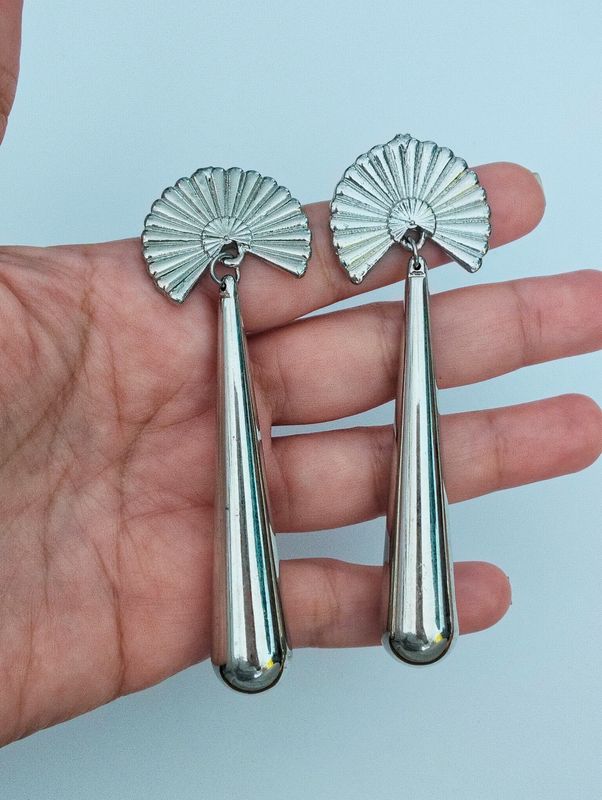 Pendientes enganche de abanicos 