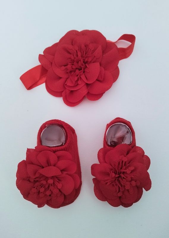 Calcetines con diadema. 3 a 12 M