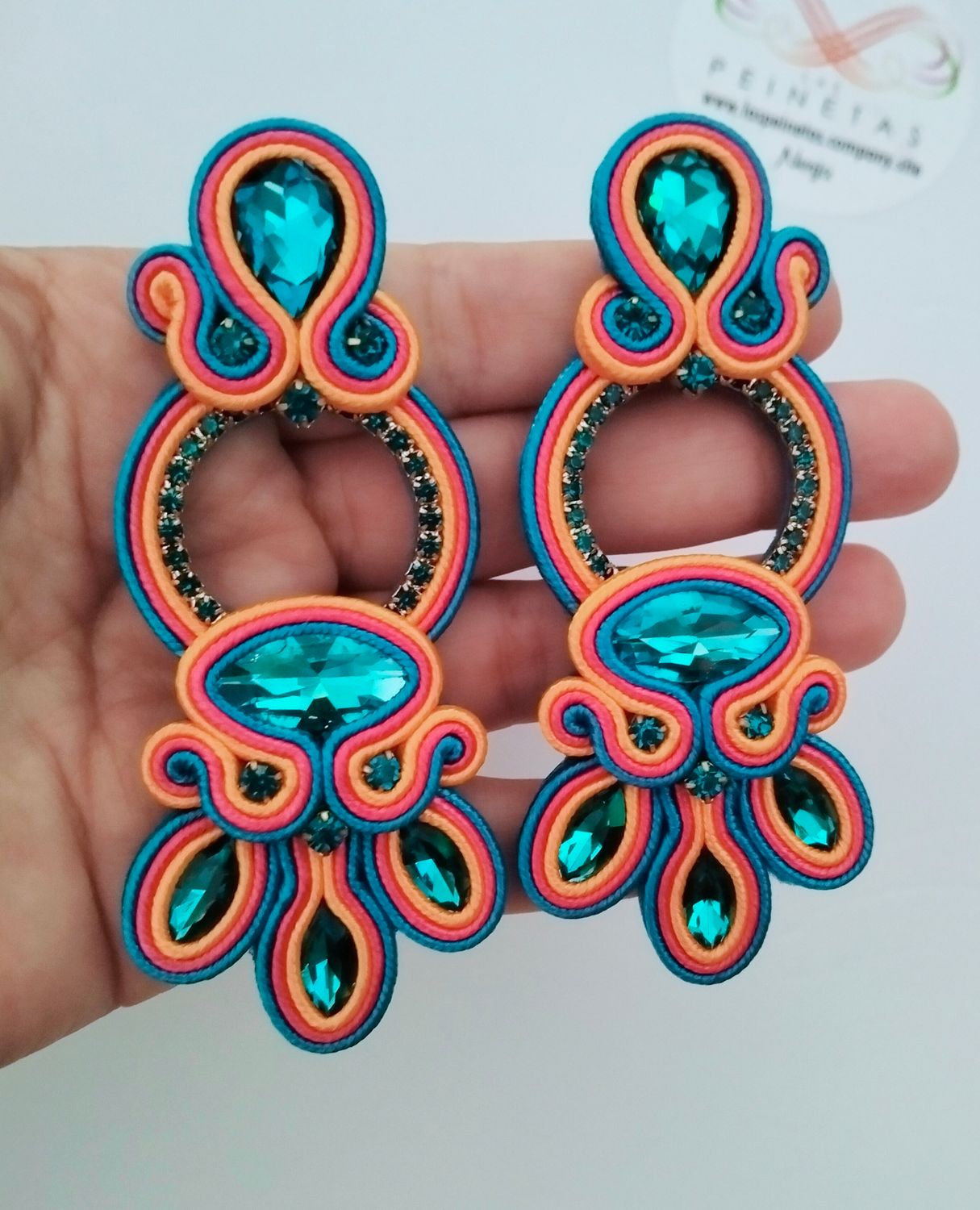 Pendientes artesanales