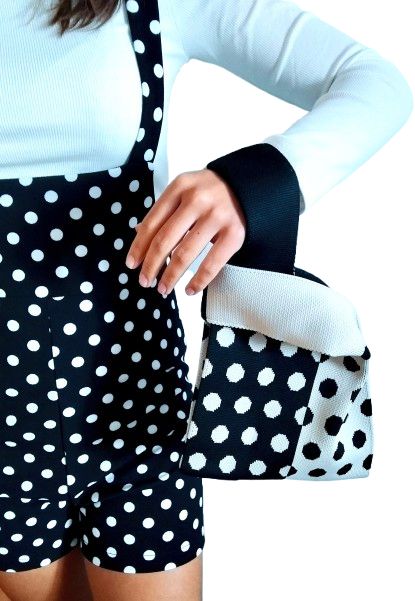 Bolsa tejida y elástica