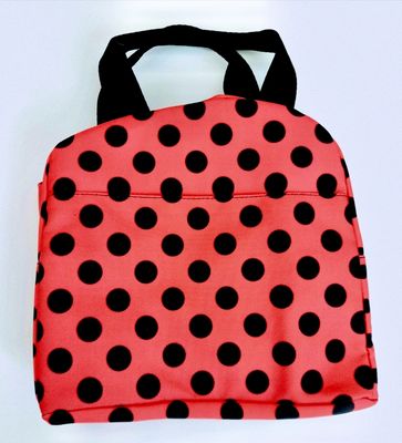 Fiambrera de lunares