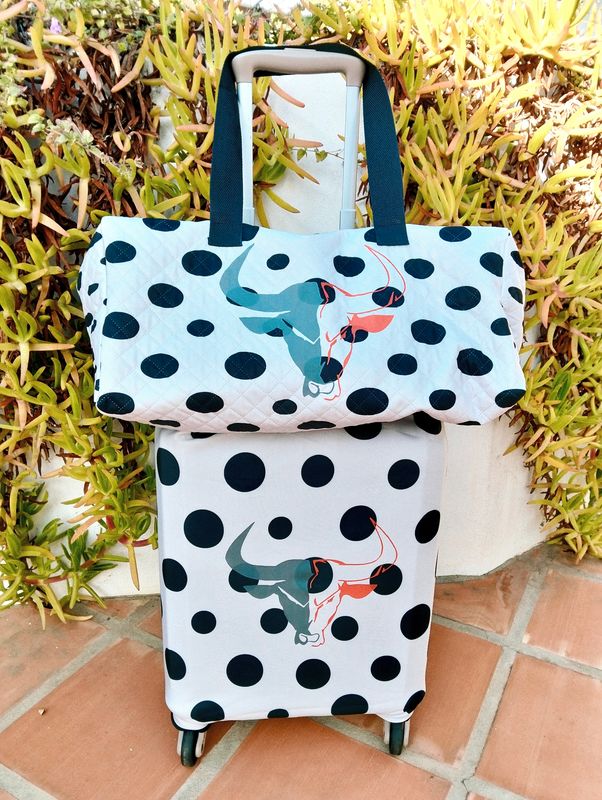 Funda de maleta y bolso a juego