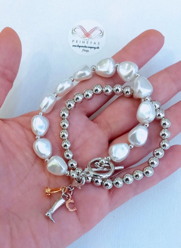 Pulsera doble elástica perlas y colgante Pulsera doble elástica perlas y colgante