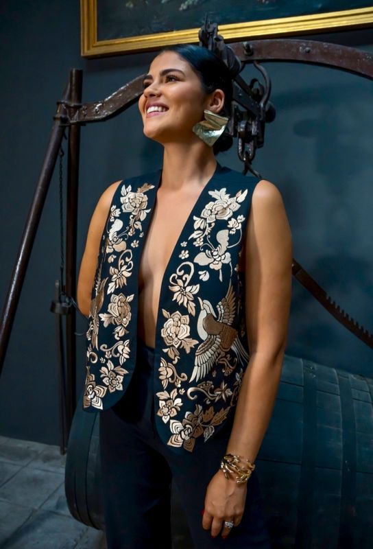 Chaleco Manila negro 