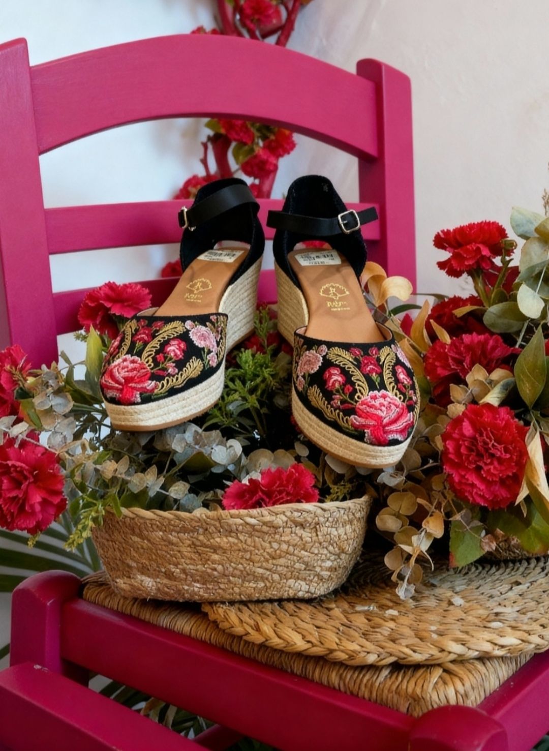 Esparteñas bordadas