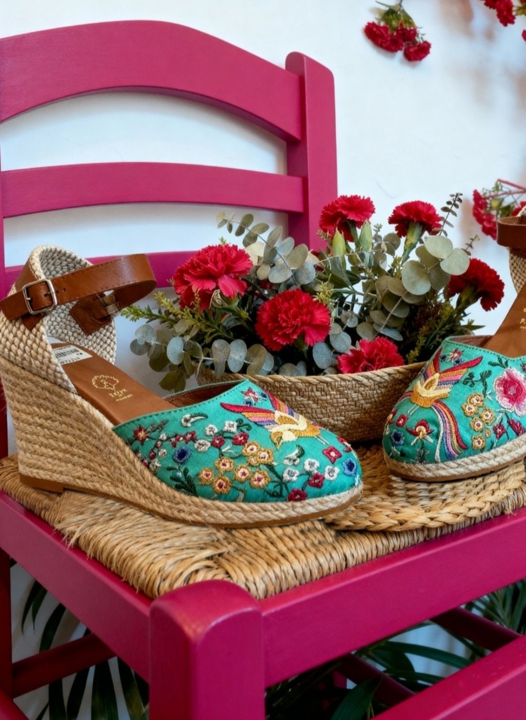 Esparteñas bordadas