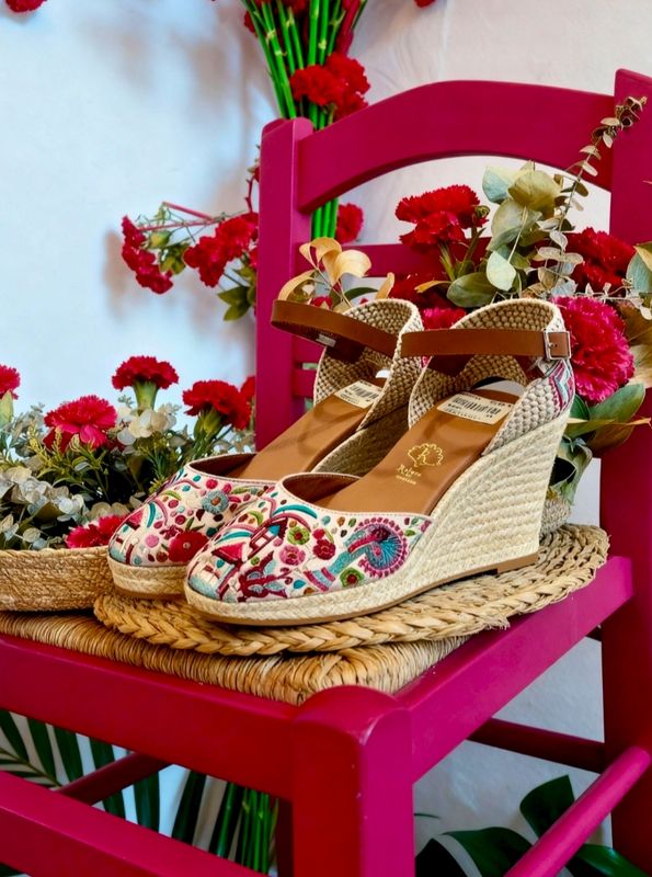 Esparteñas bordadas marfil