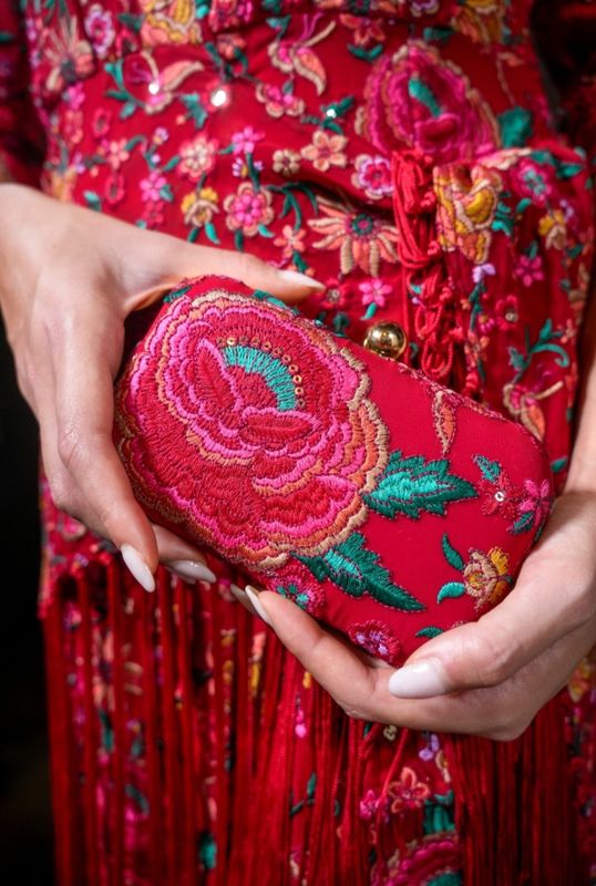 Bolso rosas y lentejuelas. Preventa 