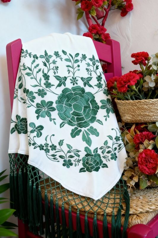 Mantón Jazmín. Preventa 