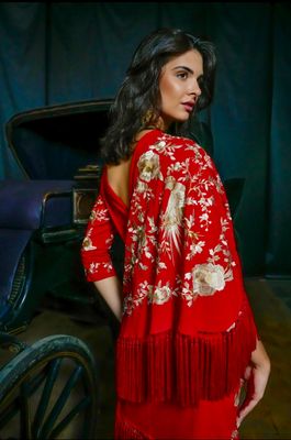 Mantón chanelado rojo. Preventa